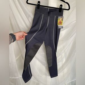 NWT Kerrits XS Riding Pants Flow Rise Performance Horseback Denim Riding